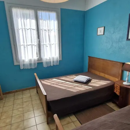 St Georges De Didonne - Maison En Plein Centre-ville - Proche Vila *