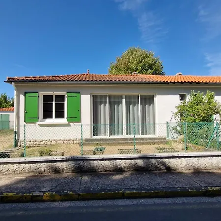 St Georges De Didonne - Maison En Plein Centre-ville - Proche