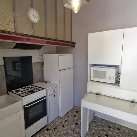 Vila St Georges De Didonne - Maison En Plein Centre-ville - Proche