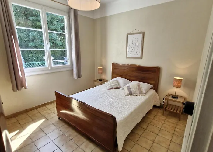 St Georges De Didonne - Maison En Plein Centre-ville - Proche Villa