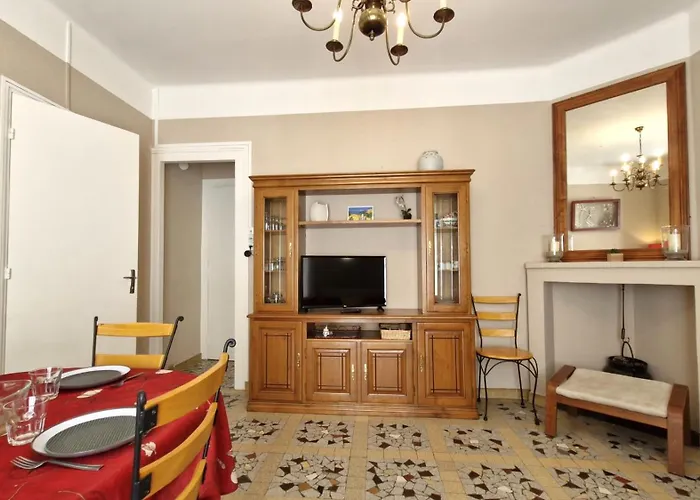 St Georges De Didonne - Maison En Plein Centre-ville - Proche Villa